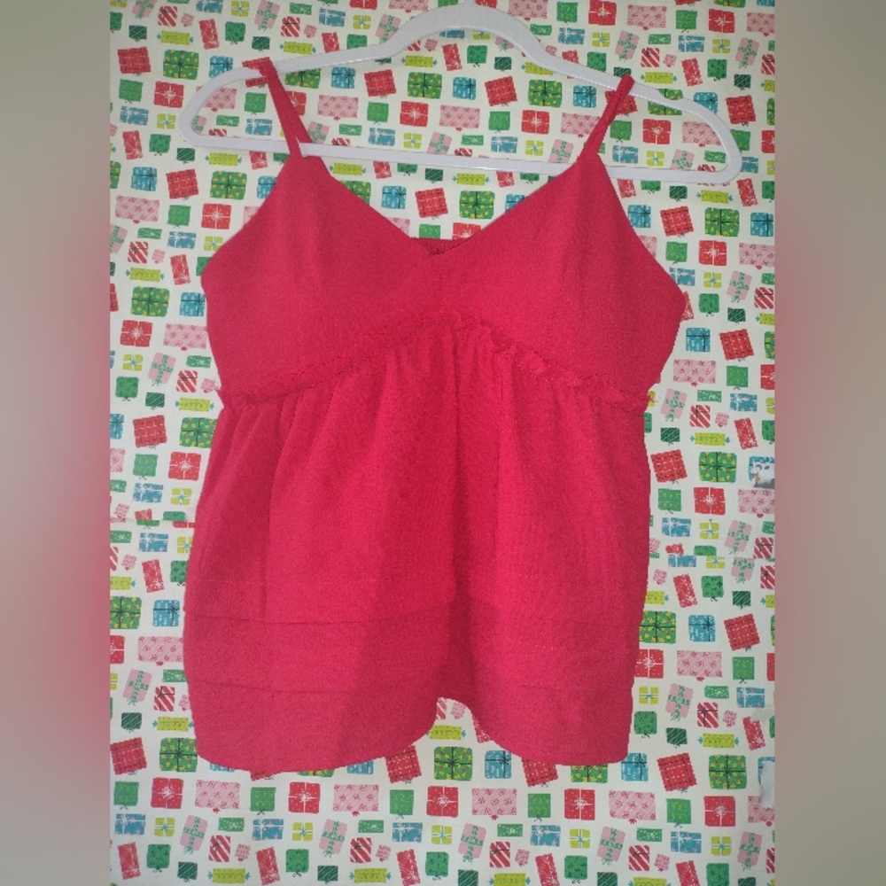 Red Sleeveless Top